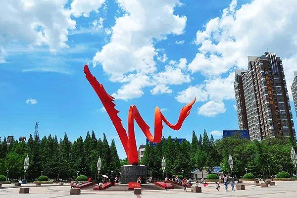 河南開封一醫(yī)院用單臺2噸燃?xì)庹羝仩t