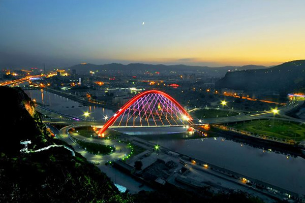 河北長治一高校供暖用燃?xì)鉄崴仩t